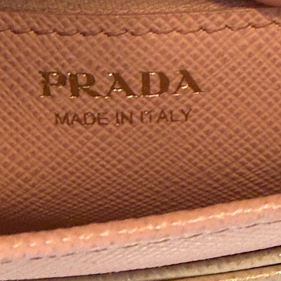 Prada Saffiano leather wallet - Picture 12 of 13